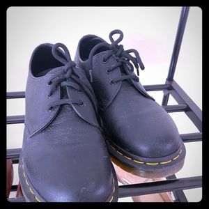 Dr. Martens Oxford shoes